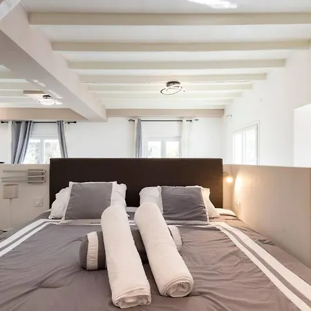 Stunning Seaview White In Beuasoleil With Pool And Garden